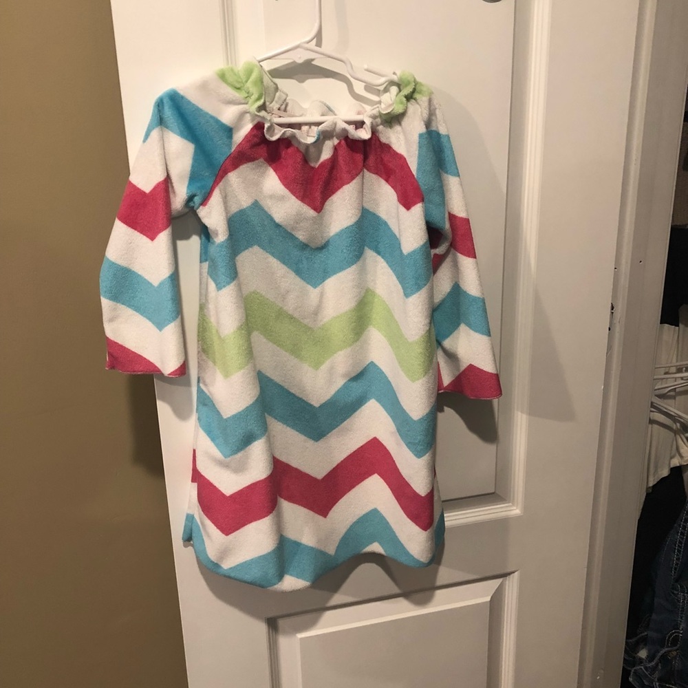 Girls chevron dress